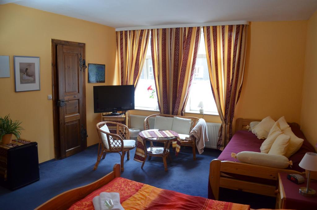 Hotel Altstaedter Tor à Celle Extérieur photo